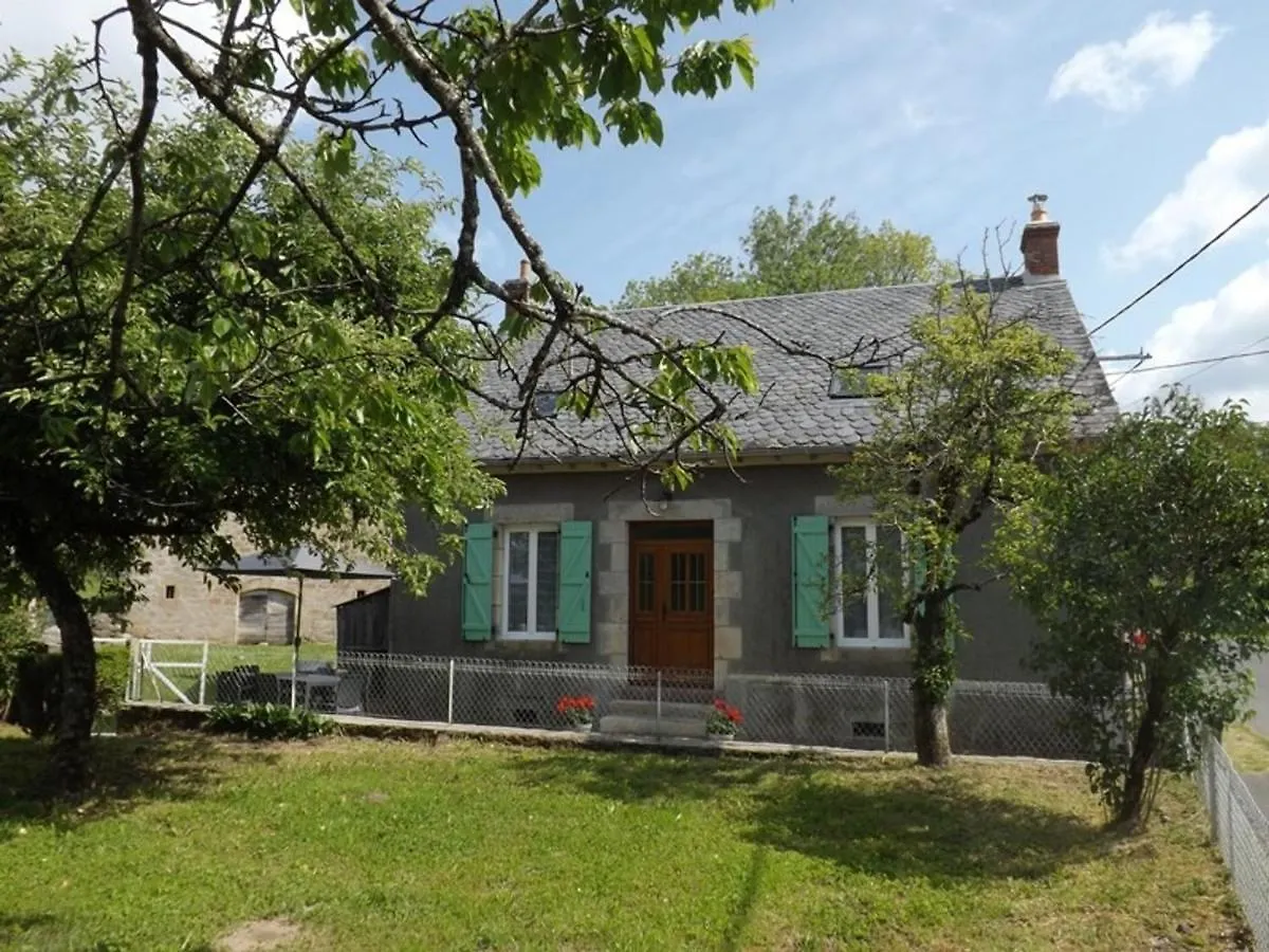 Maison Au Calme Avec Jardin, Cheminee Et Wi-Fi, Proche Lacs Et Activites En Pleine Nature - Fr-1-742-253 Champagnac