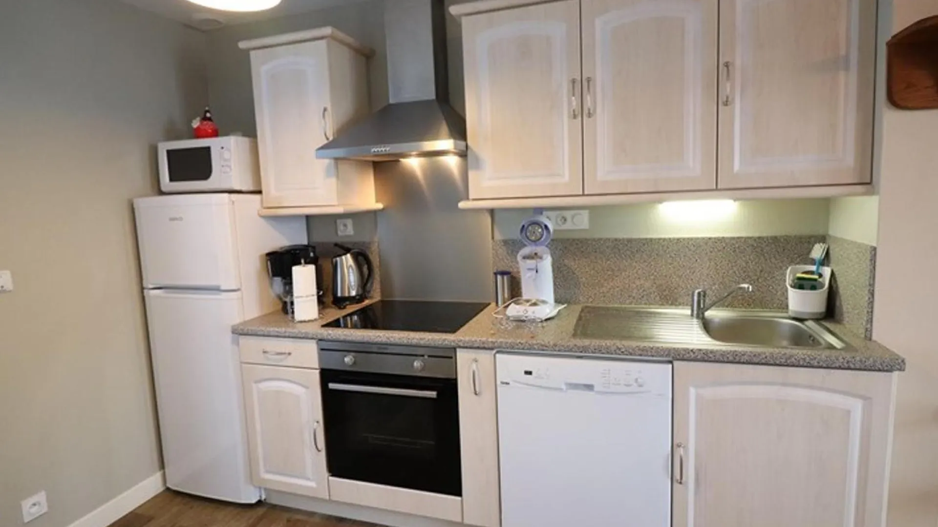 Holiday home Maison Au Calme Avec Jardin, Cheminee Et Wi-Fi, Proche Lacs Et Activites En Pleine Nature - Fr-1-742-253 Champagnac  France